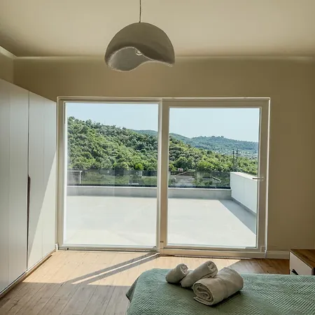 Dean - Sindi Villa *